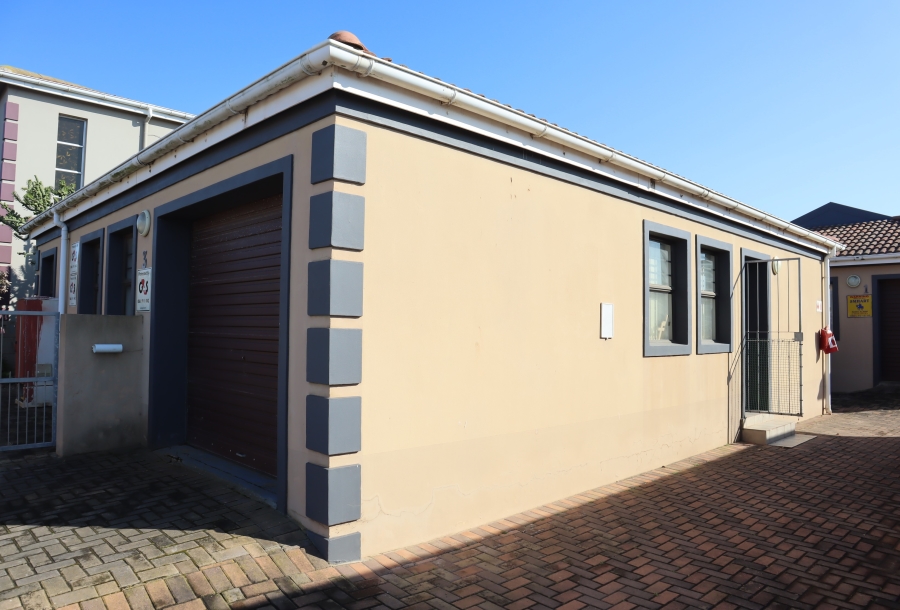 2 Bedroom Property for Sale in C Place Eastern Cape